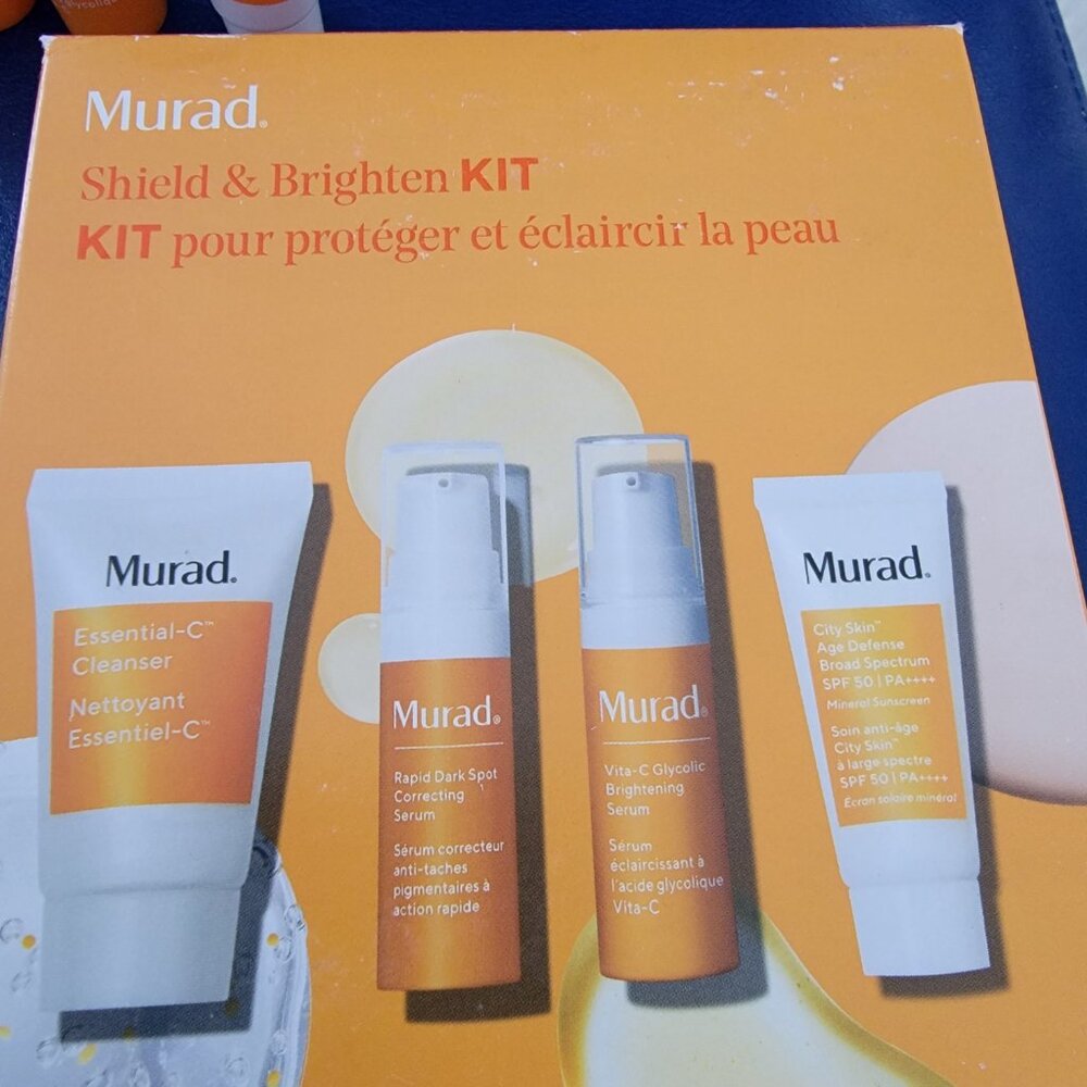 Murad- Shield & Brighten Kit 4pc - Picture 3 of 8